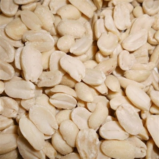 Erdnüsse weiss blanchiert